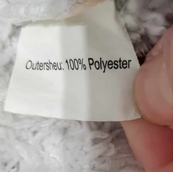 Oversized Fuzzy Fleece Pullover Sweatshirt - Picture 11 of 11